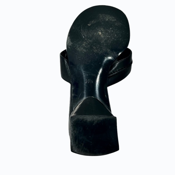 CHANEL BLACK LEATHER CRISS CROSS STRAP SANDAL WITH 1" BLOCK HEEL - Picture 14 of 16